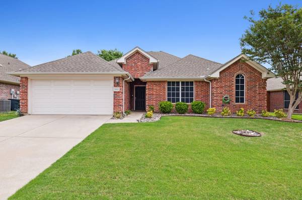 2912 Chisholm Trail, Corinth, TX 76210