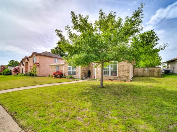 Sachse, TX 75048,6911 Cottonwood Circle