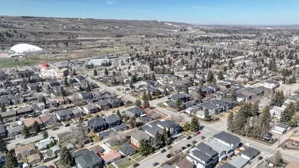 Calgary, AB T3B 0V3,4840 20 AVE NW