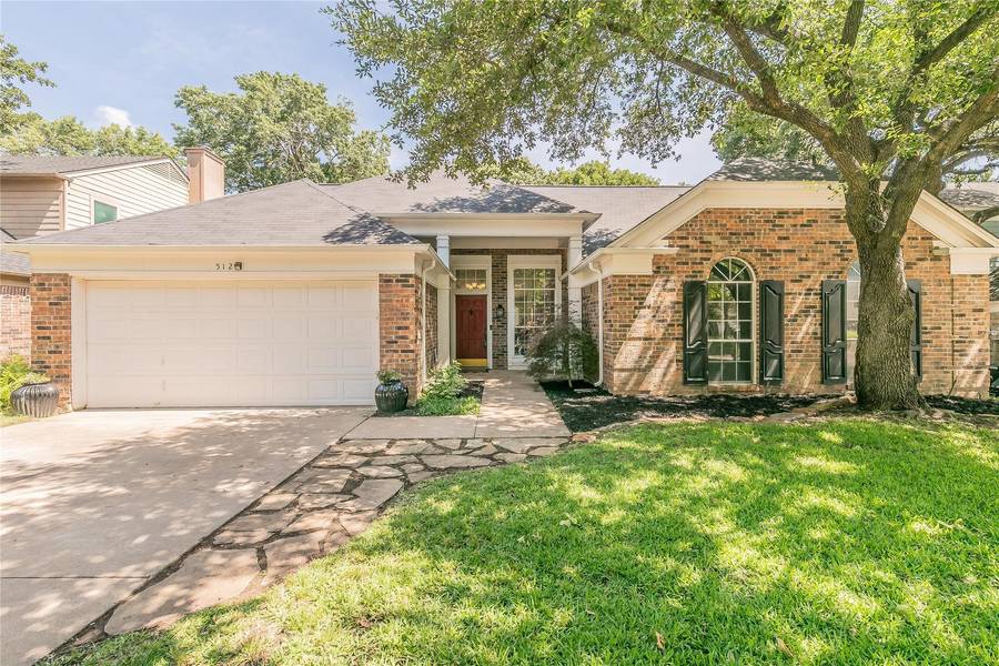 512 Blair Meadow Drive, Grapevine, TX 76051