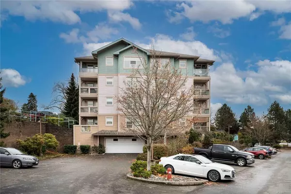 Saanich, BC V8X 5J3,799 Blackberry Rd #302