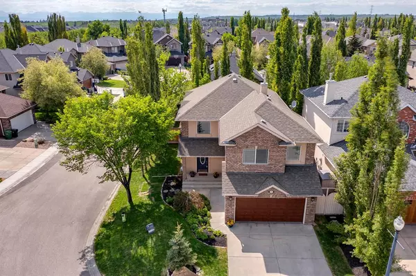 Calgary, AB T3H 4T6,107 Strathlea PL SW