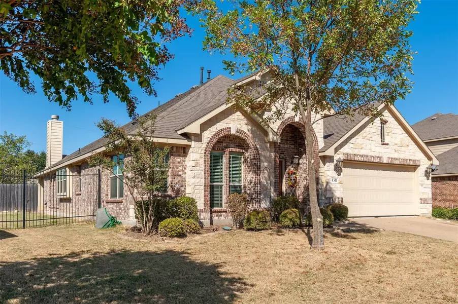 4311 STONEBRIAR Trail, Mansfield, TX 76063