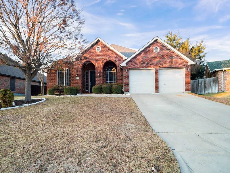 2615 Morgan Ann Avenue, Mansfield, TX 76063