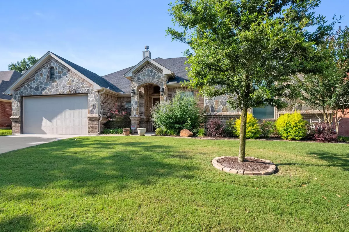 Burleson, TX 76028,1040 Acorn Lane