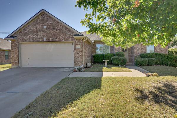 1406 Cowtown Drive, Mansfield, TX 76063