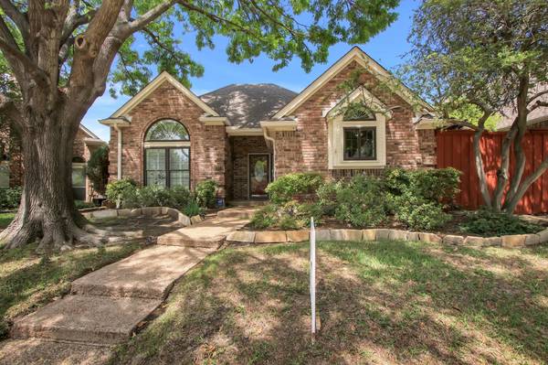 1953 Templehill Drive, Plano, TX 75075