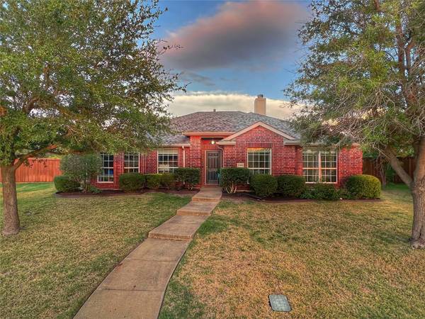 2140 New Holland Drive, Rockwall, TX 75032