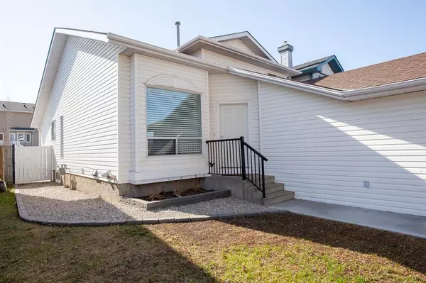 Calgary, AB T3G3Z1,4 Arbour Ridge PL NW