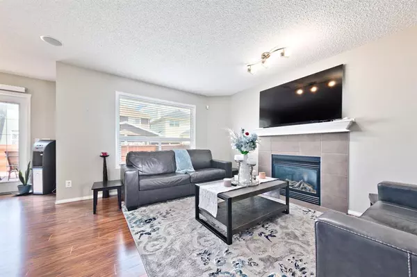 Calgary, AB T3J 5N6,109 Saddlecrest GN NE