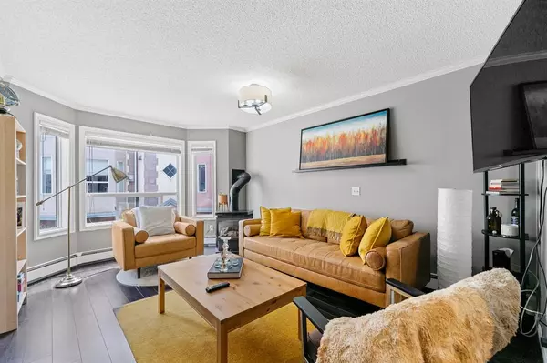 Calgary, AB T2R 1R3,1513 11 ST SW