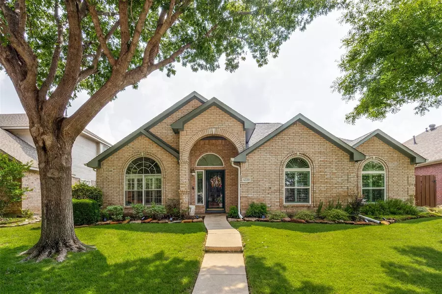 4220 Jessica Lane, Carrollton, TX 75010