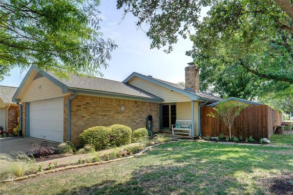 1710 Red Bud Lane, Euless, TX 76039