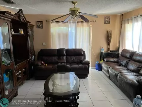 Pompano Beach, FL 33064,3104 NW 4th Ter  #1-115