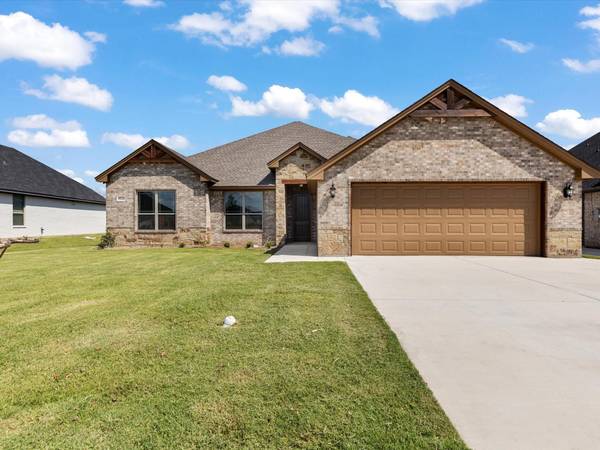 6618 Pinehurst Drive, Granbury, TX 76049