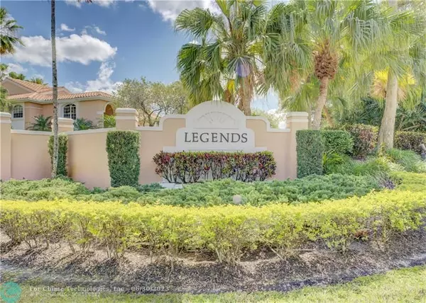 Palm Beach Gardens, FL 33418,122 LEGENDARY CIR  #122