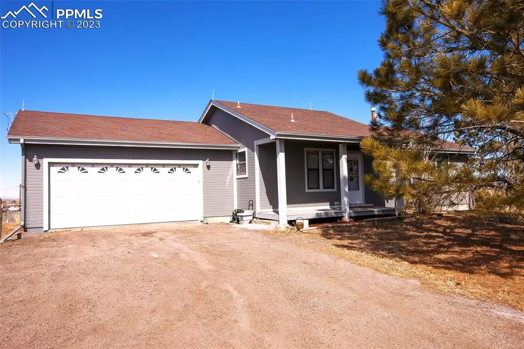 Elizabeth, CO 80107,43445 Midsummer LN