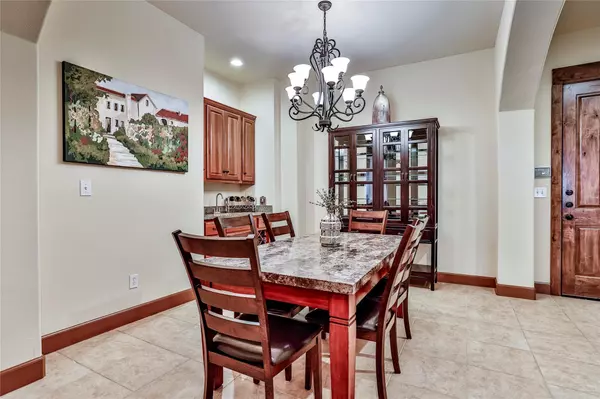 Irving, TX 75039,6631 Via Positano #203