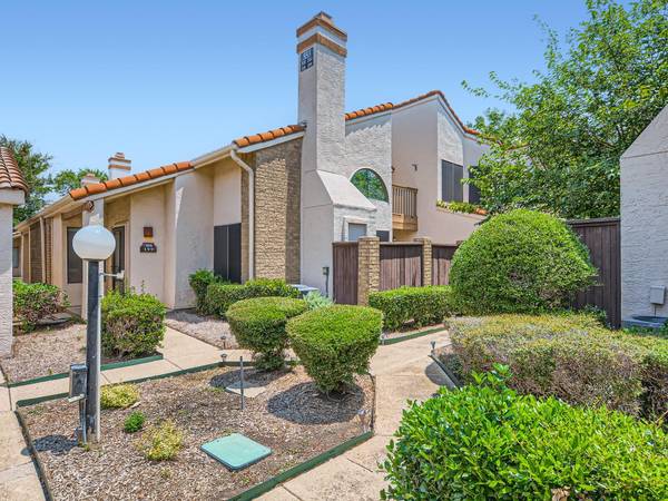 553 Ranch Trail #199, Irving, TX 75063