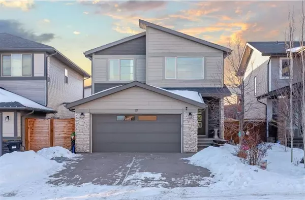 Calgary, AB T2X 0V8,17 Walden Close SE