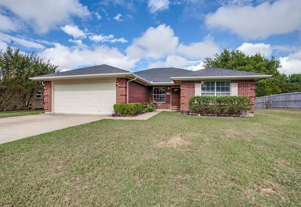 206 Linda Lane, Heath, TX 75032