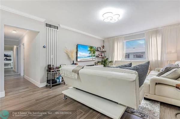 Pompano Beach, FL 33060,330 S Cypress Rd #624