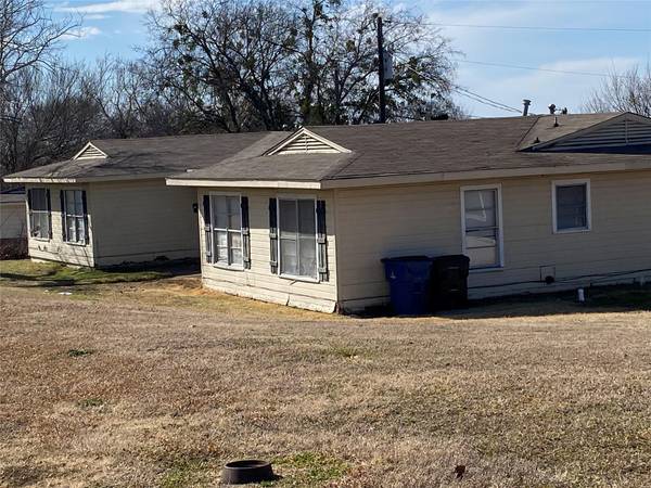 52 Mundt Street, Denison, TX 75020