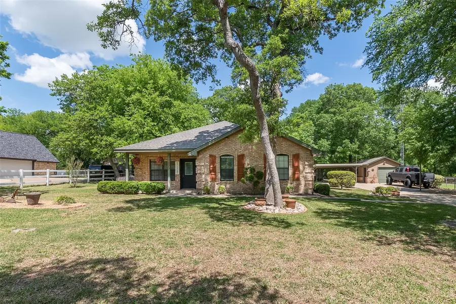 1677 Greathouse Road, Waxahachie, TX 75167