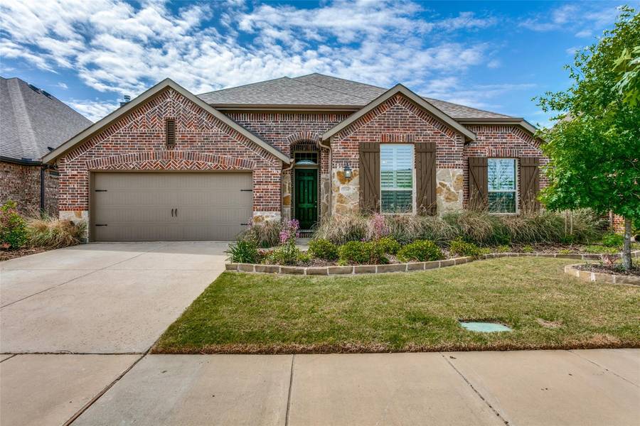 9704 Excursion Drive, Oak Point, TX 75068