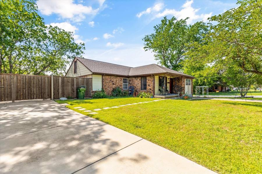 2649 Scruggs Park Drive, Richland Hills, TX 76118