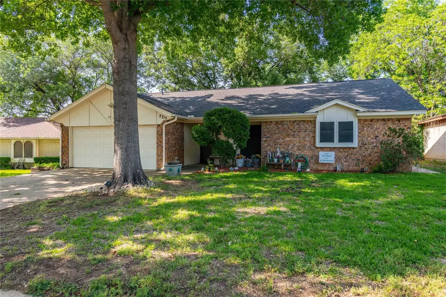 2715 Partridge Avenue, Arlington, TX 76017