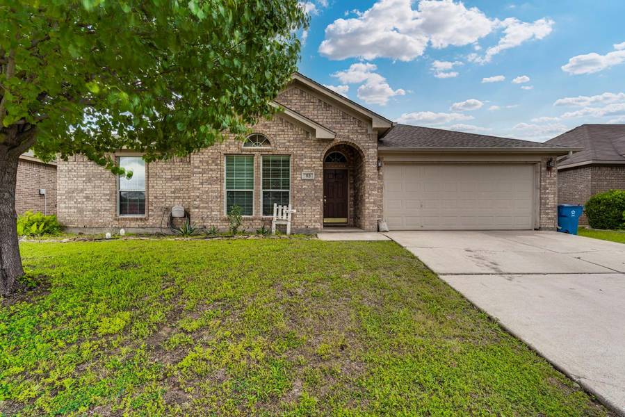 113 Stonegate Boulevard, Alvarado, TX 76009