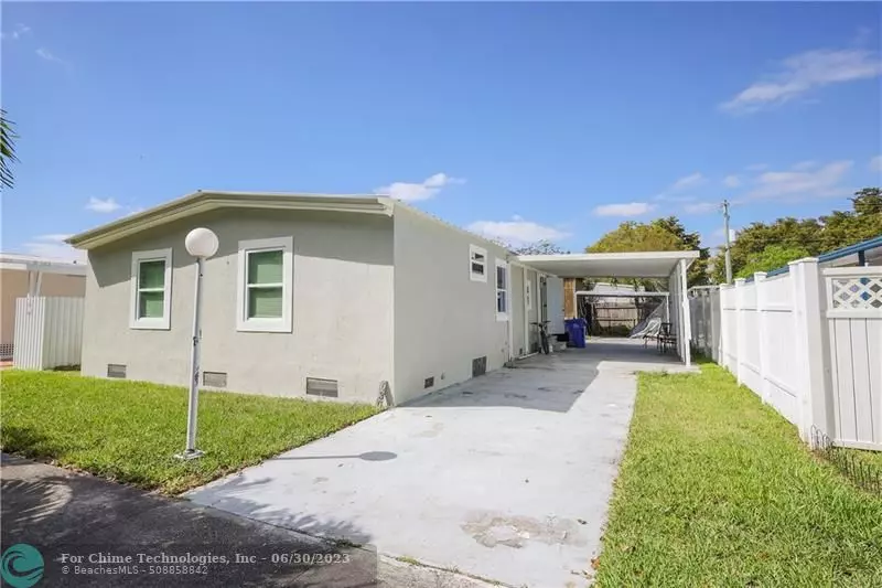 630 NW 214th Ave, Pembroke Pines, FL 33029