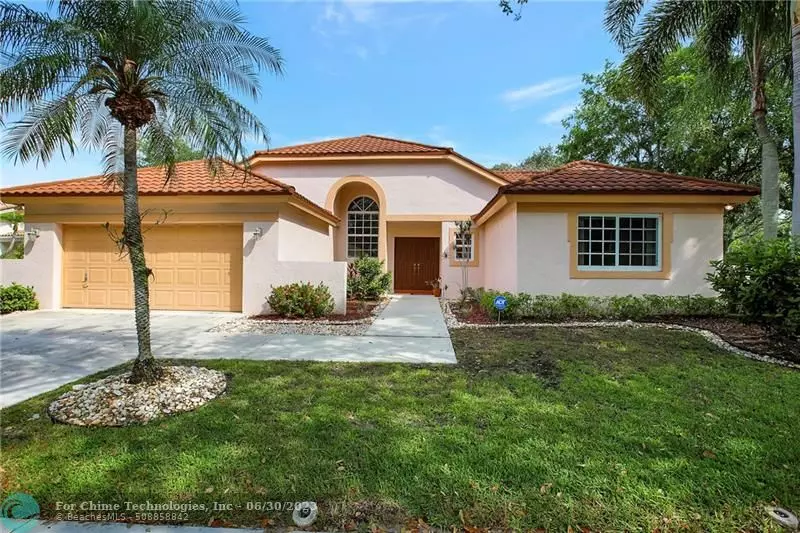 1601 Newport Ln, Weston, FL 33326