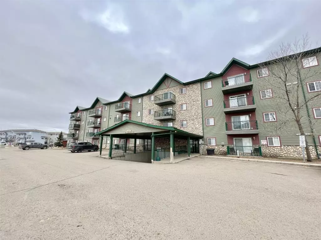 Fort Mcmurray, AB T9K2W3,200 Lougheed DR #3304