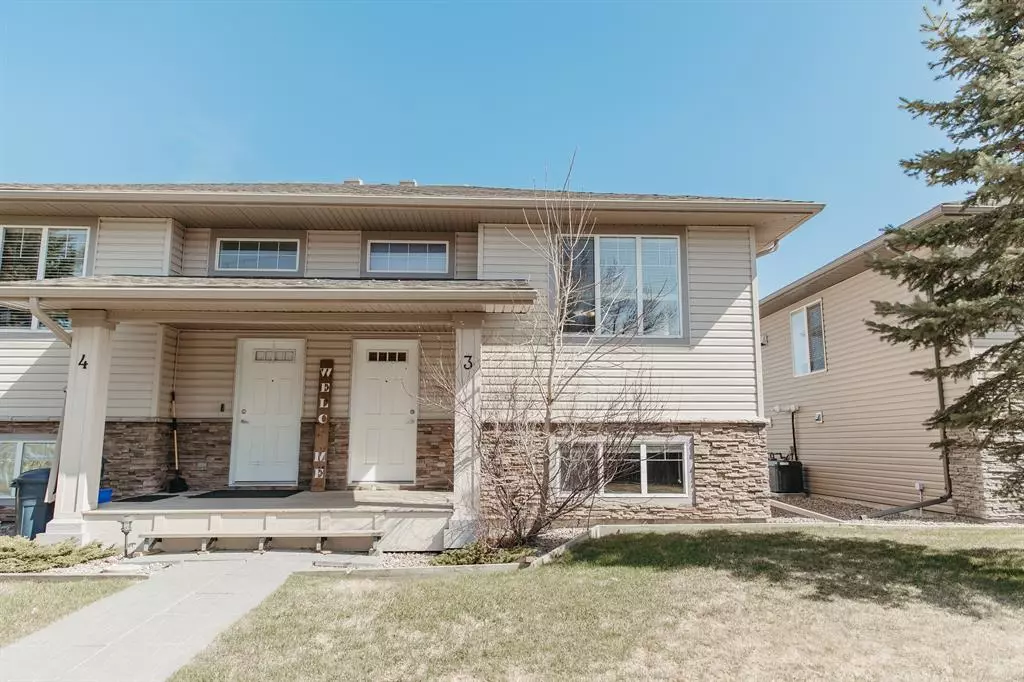 Coaldale, AB T1M 0C3,803 19A AVE #4