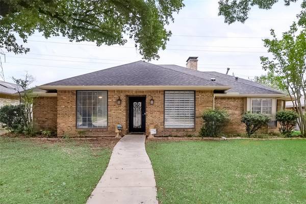 1405 Creekside Drive, Richardson, TX 75081