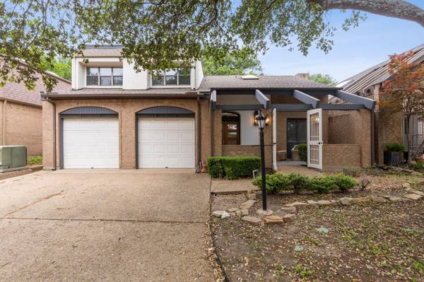 37 Crown Place, Richardson, TX 75080