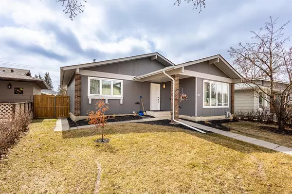 Calgary, AB T2K 1L1,23 Midbend CRES SE