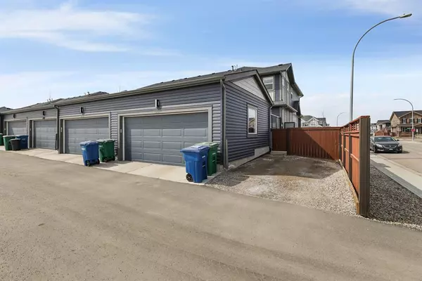 Airdrie, AB T4B 4V7,1201 Midpark LN SW