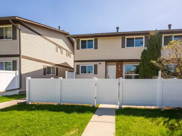 Calgary, AB T2W3N3,740 Bracewood DR SW #23