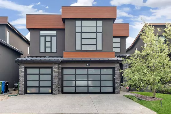 Calgary, AB T3H 0X5,86 West Point Mews SW