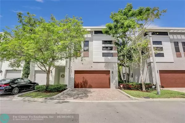 855 NW 45th Ter, Plantation, FL 33317