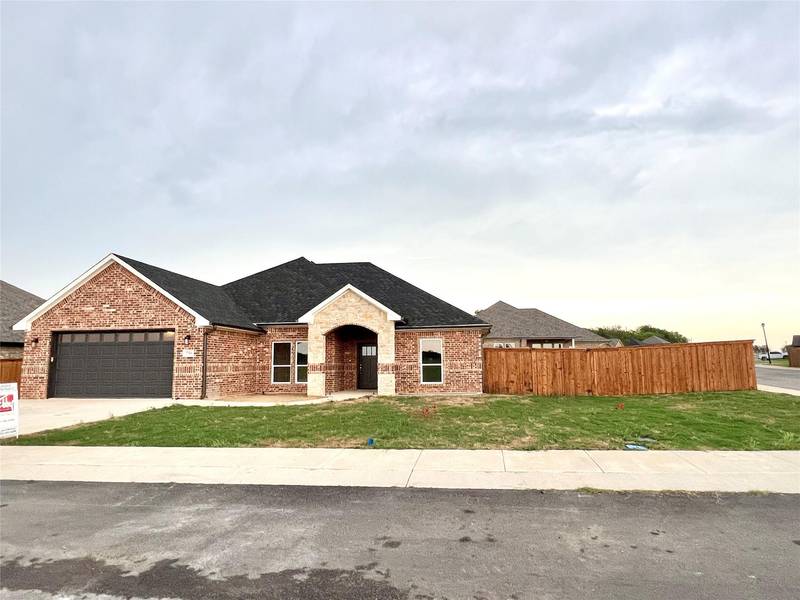 730 Coblestone Circle, Mabank, TX 75147