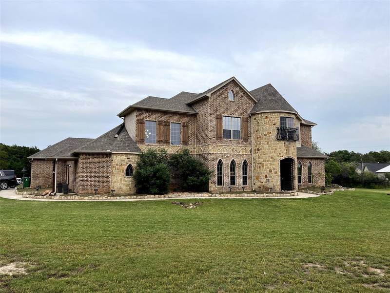 496 Hilltop Drive, Decatur, TX 76234