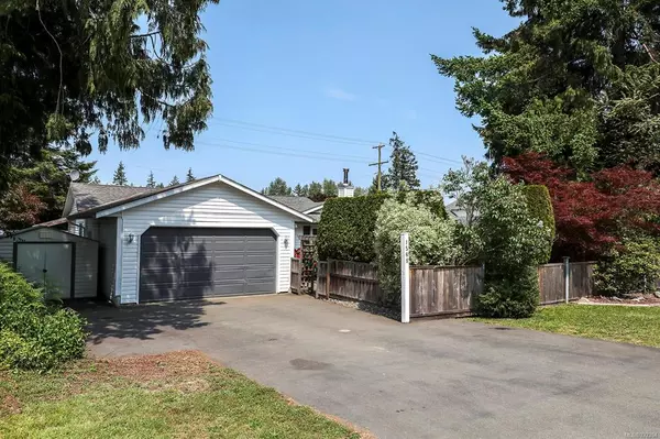 Comox, BC V9M 4C5,1568 Owen Rd