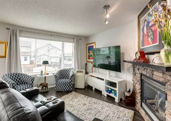 Calgary, AB T3K 6J7,13 Covebrook PL NE