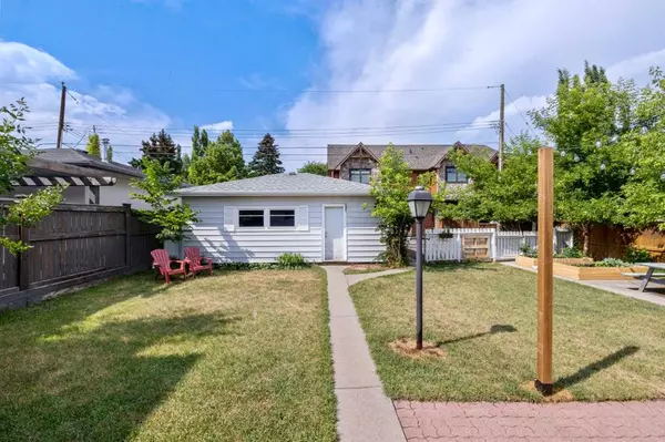 Calgary, AB T2N3V7,2008 Briar CRES NW