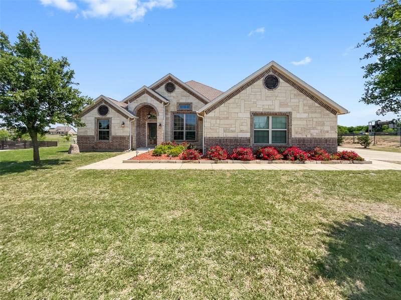 7904 Windridge Drive, Godley, TX 76044