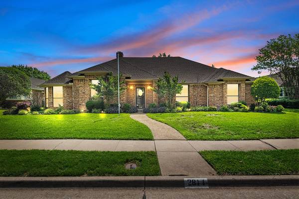 2814 Live Oak Drive, Rowlett, TX 75088